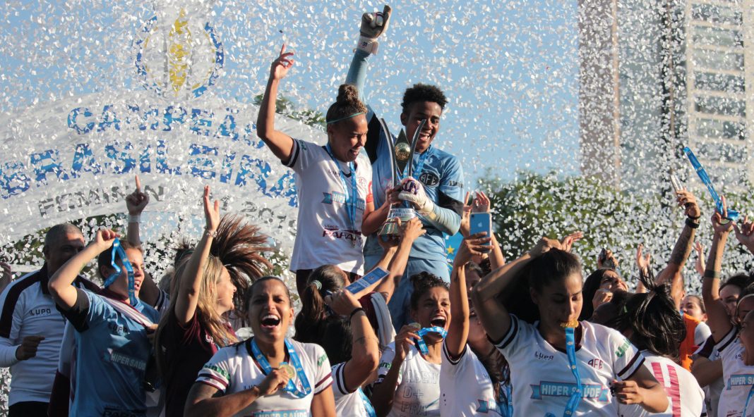 Projeto Guerreiras Futebol Feminino - Magia do Esporte