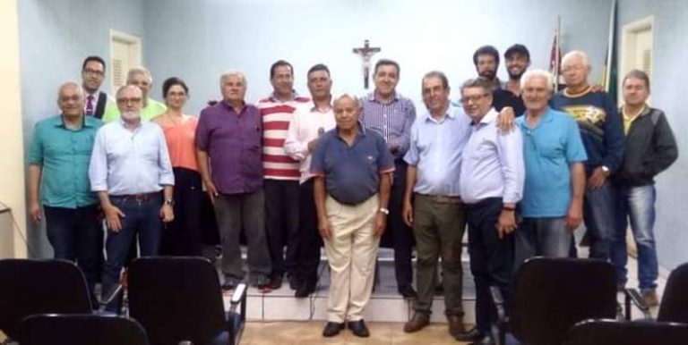 Empossada nova diretoria do Sindicato dos Taxistas