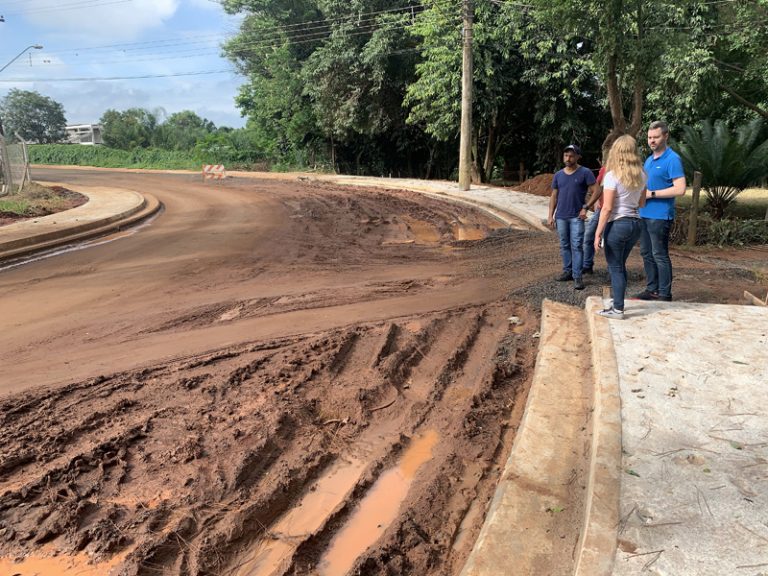 Obras de pavimentação da Chácara Flora geram transtornos