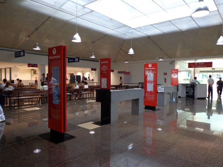 Postos do Poupatempo e Detran.SP estarão fechados na próxima segunda-feira (12)