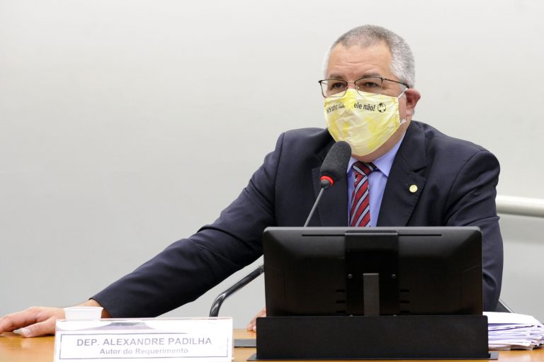 Com redução de casos e óbitos por Covid-19 após adoção de medidas restritivas, deputado Alexandre Padilha pede que representantes do Ministério da Saúde visitem Araraquara