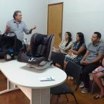 Gilberto Gullo, representante da Burigotto, durante palestra sobre segurança no trânsito