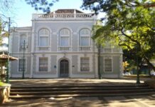 DJs do Coletivo Tocaya animam “Quem Garimpa Acha” neste domingo (14) na Praça Pedro de Toledo