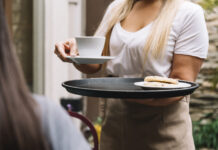 Projeto que reclassifica atividades econômicas de bares e lanchonetes é rejeitado na Câmara