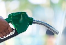 Vereadores pedem informações sobre contrato de abastecimento de veículos da Prefeitura