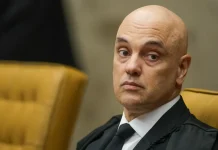 Moraes decreta prisão domiciliar de Bolsonaro