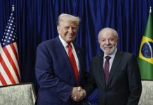 Lula e Trump se reúnem na Malásia e avançam em negociação sobre tarifas impostas a produtos brasileiros