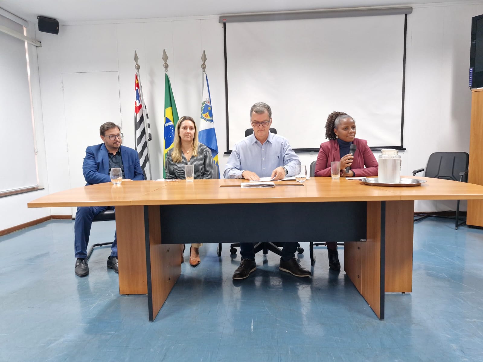 9b3e374b-9ddd-4189-898e-a04b91ea536c