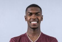 Atacante Fau é dúvida contra o Água Santa