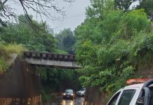 Chuvas fortes causam vários pontos de alagamento em Araraquara