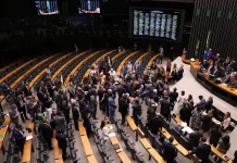 8/1: Congresso derruba veto ao PL da Dosimetria e beneficia condenados