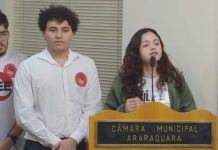 Tribuna Popular da Câmara se transforma em palco de defesa da universidade pública