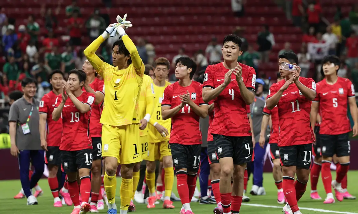2026-06-12t104926z_1_lynxmpem5b0q9_rtroptp_4_soccer-worldcup-kor-cze