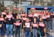Funcionários da Caixa Econômica fazem ato em Araraquara